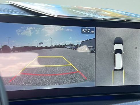 Certified 2025 Hyundai Santa Fe Calligraphy FWD image 18