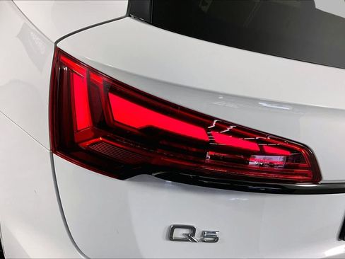 Used 2022 Audi Q5 2.0T Prestige w/ Prestige Package AWD/4WD image 27
