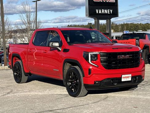 Used 2022 GMC Sierra 1500 Elevation image 3