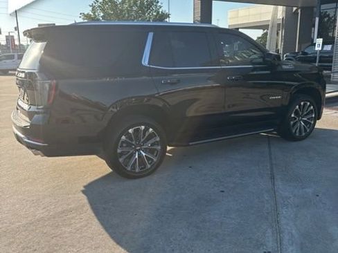 Used 2026 Chevrolet Tahoe High Country RWD image 4