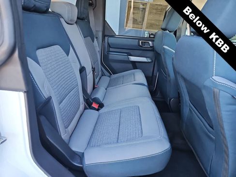 Used 2023 Ford Bronco Outer Banks AWD/4WD image 17
