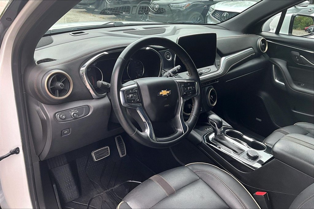 Used 2023 Chevrolet Blazer Premier w/ Driver Confidence II Package AWD/4WD image 15