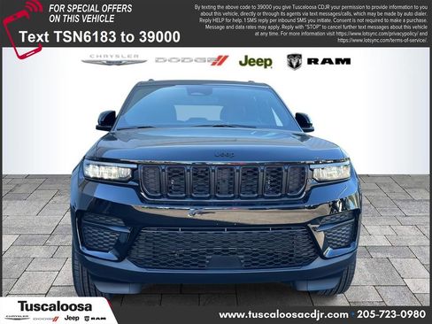 New 2025 Jeep Grand Cherokee Altitude image 2