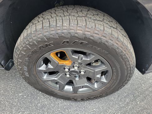 Used 2024 Ford Maverick Tremor w/ Tremor Off-Road Package AWD/4WD image 40