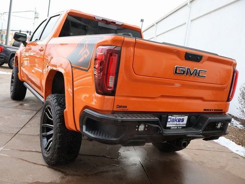 New 2025 GMC Sierra 1500 AT4 w/ AT4 Premium Package AWD/4WD image 5
