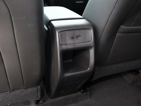 Used 2025 Chevrolet Trax ACTIV w/ Sunroof Package image 12