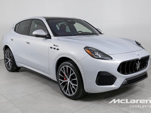 Used 2023 Maserati Grecale Modena AWD/4WD image 4