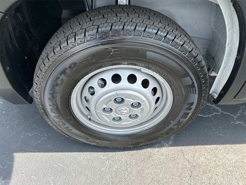 New 2024 RAM ProMaster 3500 w/ Convenience Group image 11