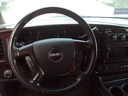 Used 2012 GMC Savana 1500 AWD image 22