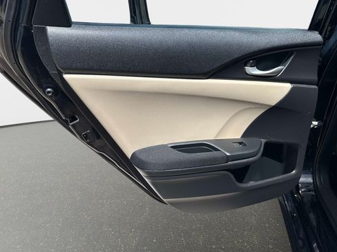 Used 2017 Honda Civic EX image 10