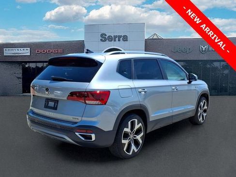 Used 2023 Volkswagen Taos SEL AWD/4WD image 6