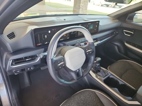 Used 2025 Kia K4 GT-Line FWD image 10