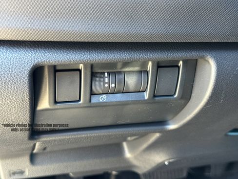 New 2026 Subaru Forester Premium AWD/4WD image 17