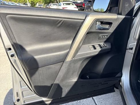 Used 2013 Toyota RAV4 Limited FWD image 13