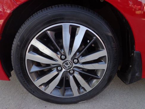 Used 2016 Honda Fit EX image 8