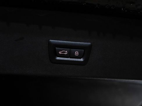 Used 2025 BMW X4 xDrive30i w/ Premium Package image 57