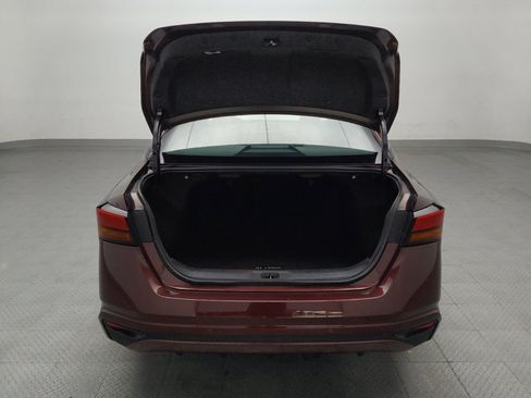 Used 2025 Nissan Altima 2.5 SV FWD image 29