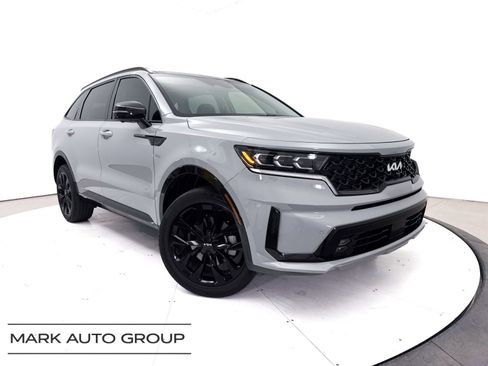 Used 2023 Kia Sorento SX AWD/4WD image 1