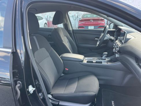 Used 2025 Nissan Sentra SV FWD image 35