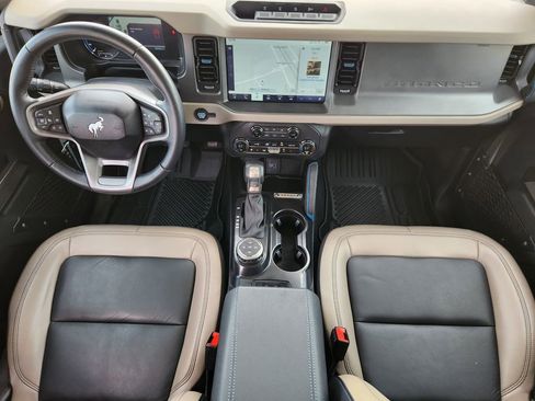 Used 2024 Ford Bronco Wildtrak AWD/4WD image 24