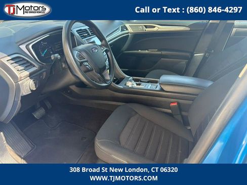 Used 2020 Ford Fusion SE image 14