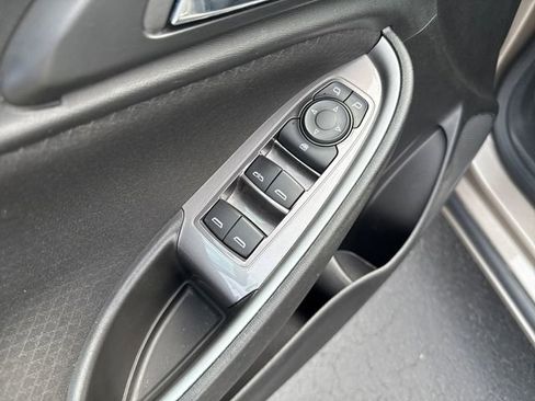 Used 2024 Chevrolet Malibu LT image 13