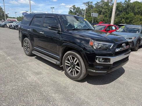 Used 2018 Toyota 4Runner Limited image 1