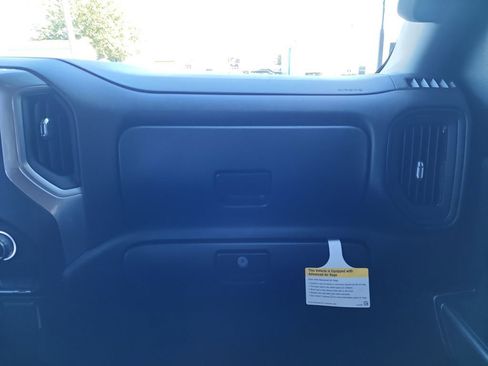 Used 2025 Chevrolet Silverado 2500 Custom w/ Custom Value Package image 20