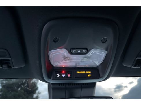 Used 2023 Chevrolet Colorado Trail Boss w/ Advanced Trailering Package image 22