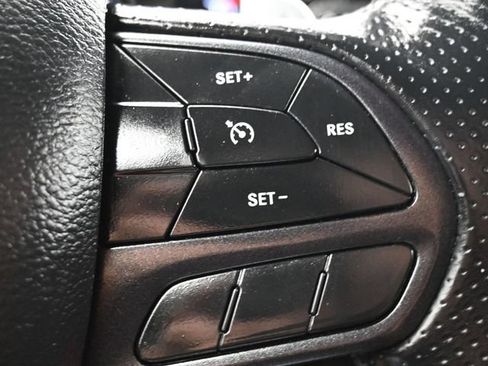 Used 2023 Dodge Durango GT RWD image 25