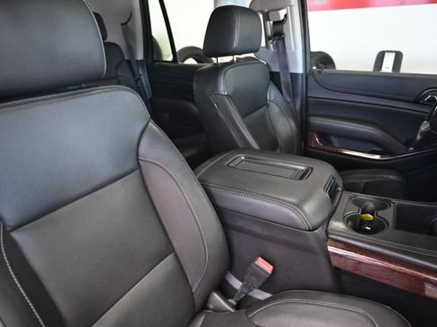 Used 2020 GMC Yukon SLT AWD/4WD image 9