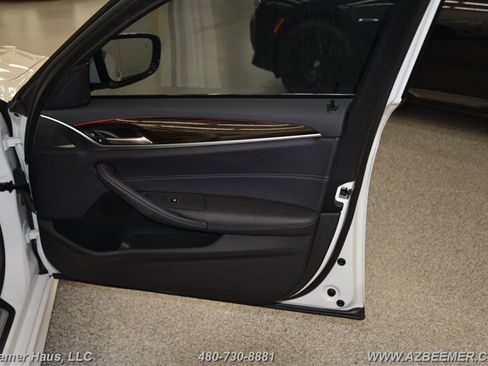 Used 2022 BMW 530i w/ M Sport Package image 41