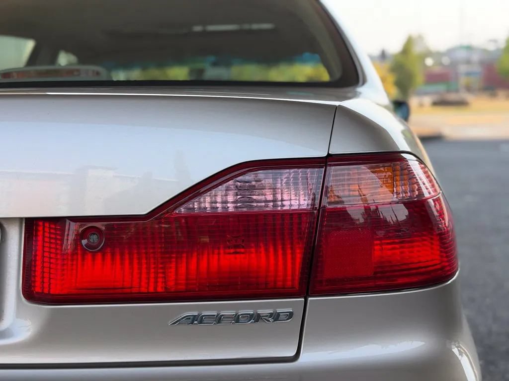 Used 2000 Honda Accord EX image 15