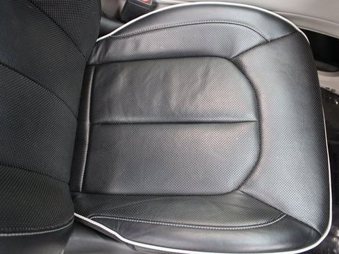 Used 2022 Chrysler Pacifica Limited image 31