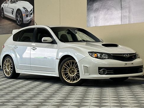 Used 2009 Subaru Impreza WRX STI image 2