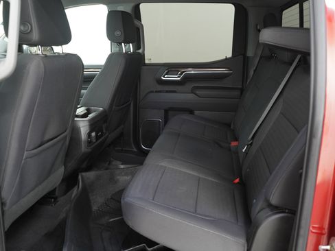 Used 2023 Chevrolet Silverado 1500 LT w/ Z71 Off-Road Package image 16