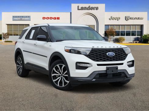 Used 2022 Ford Explorer ST-Line w/ Class IV Trailer Tow Package AWD/4WD image 1