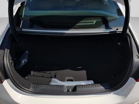 New 2026 Mercedes-Benz E 350 Sedan image 4