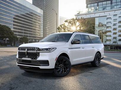 New 2027 Lincoln Navigator L Reserve w/ Jet Appearance Package