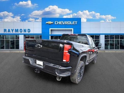 New 2026 Chevrolet Silverado 2500 LTZ w/ Trail Boss Package AWD/4WD image 4