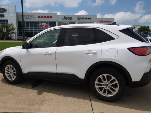 Used 2022 Ford Escape SE AWD/4WD image 14