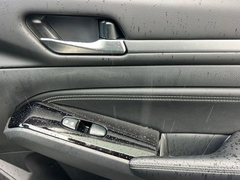 Used 2023 Nissan Altima 2.5 SL image 21