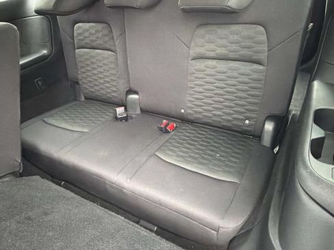 Certified 2024 Nissan Pathfinder SV FWD image 30