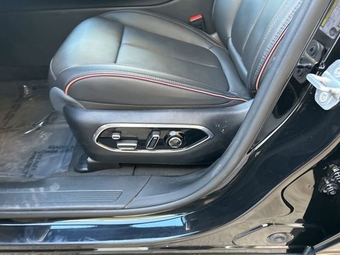 Used 2024 Jeep Wagoneer Launch Edition image 48