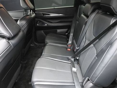 Used 2023 INFINITI QX60 Luxe w/ Performance Audio Package AWD/4WD image 17