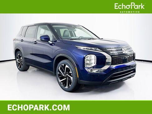Used 2024 Mitsubishi Outlander SE AWD/4WD image 1