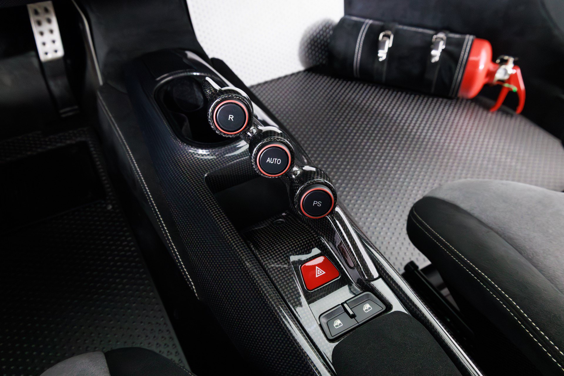 Used 2020 Ferrari 488 Pista Coupe RWD image 22