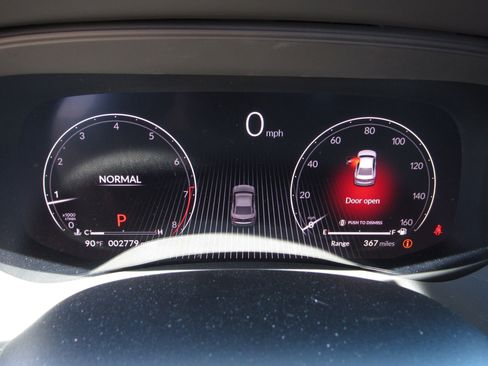 Certified 2025 Acura TLX w/ Technology Package image 28