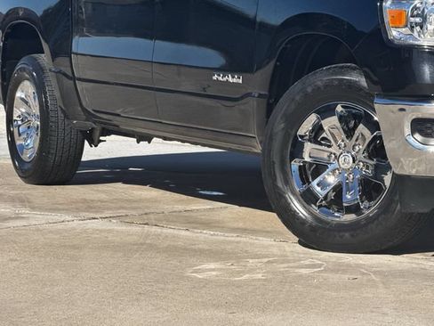 Used 2024 RAM 1500 Laramie AWD/4WD image 12
