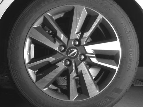 Used 2025 Nissan Versa SV FWD image 14
